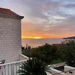 Penzion And With Parking Space Plat, Dubrovnik - 23567 Mlini