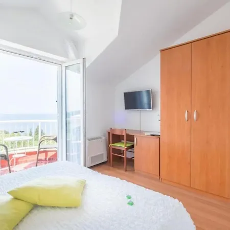 Гостевой дом And With Parking Space Plat, Dubrovnik - 23567 Млини