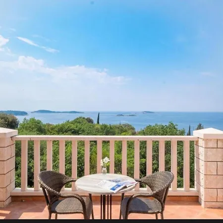 And With Parking Space Plat, Dubrovnik - 23567 3*