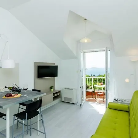 Гостевой дом And With Parking Space Plat, Dubrovnik - 23567 Млини