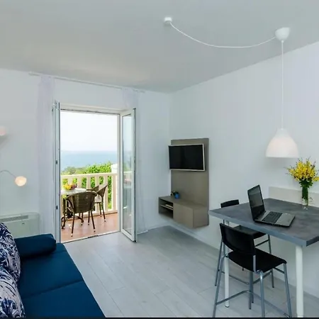 And With Parking Space Plat, Dubrovnik - 23567