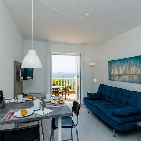 And With Parking Space Plat, Dubrovnik - 23567 Pensjonat 3*