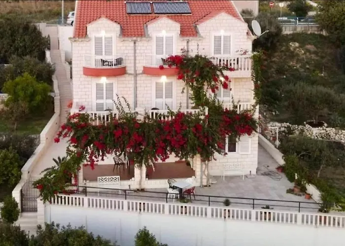 게스트하우스 And With Parking Space Plat, Dubrovnik - 23567 3*