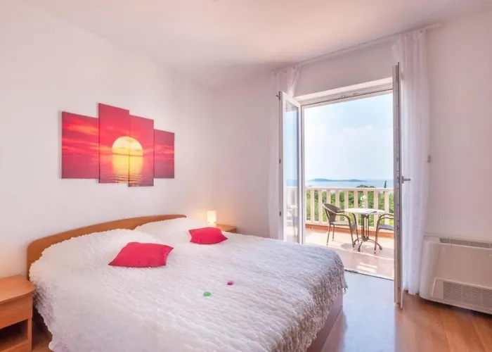 게스트하우스 And With Parking Space Plat, Dubrovnik - 23567 3*