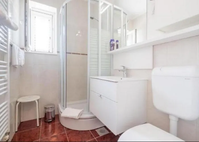 And With Parking Space Plat, Dubrovnik - 23567 Pensionat 3*